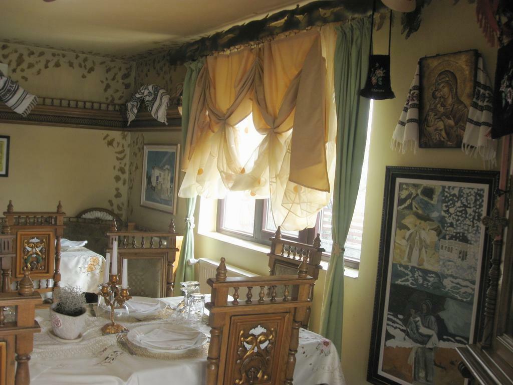 Leaganul Bucovinei Guest House Suczawa Zewnętrze zdjęcie